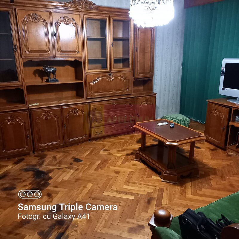 Vanzare apartament 3 camere zona Vitan Mall